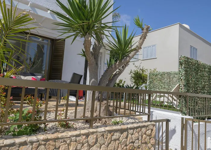Cavo Greco Oasis
